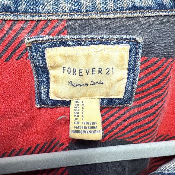 Forever 21 Denim/ Jean Jacket W/Spikes & Distressed Back - Picture 4 of 8